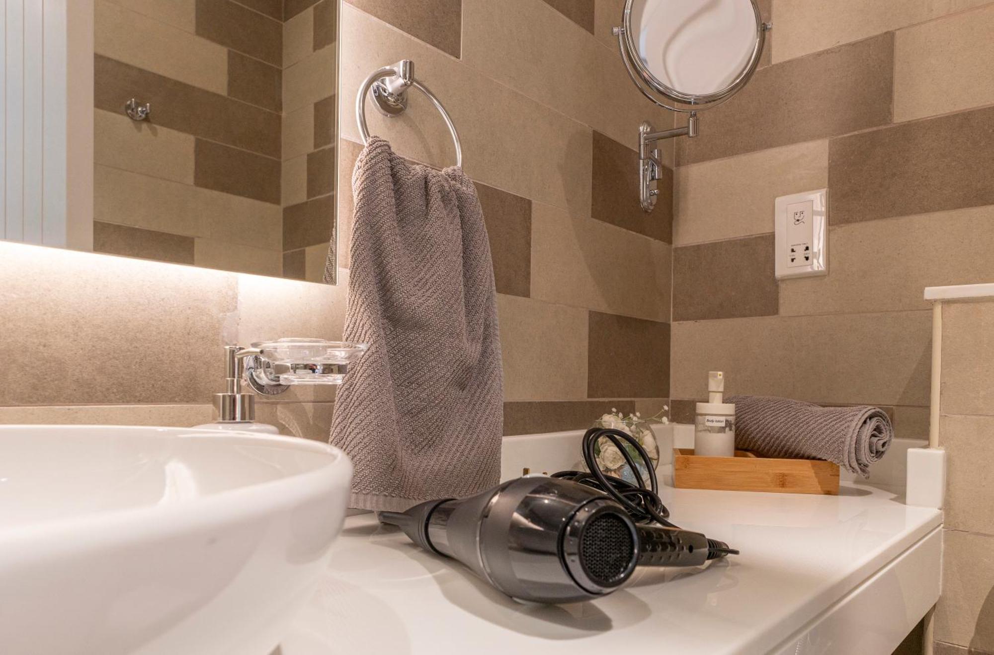 With Private Access At Palm Jumeirah Appartement Dubaï